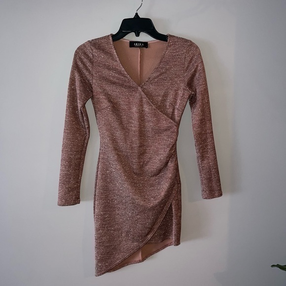 Sparkly shimmery pink V-neck long sleeve mini Akira dress size small - Picture 1 of 6